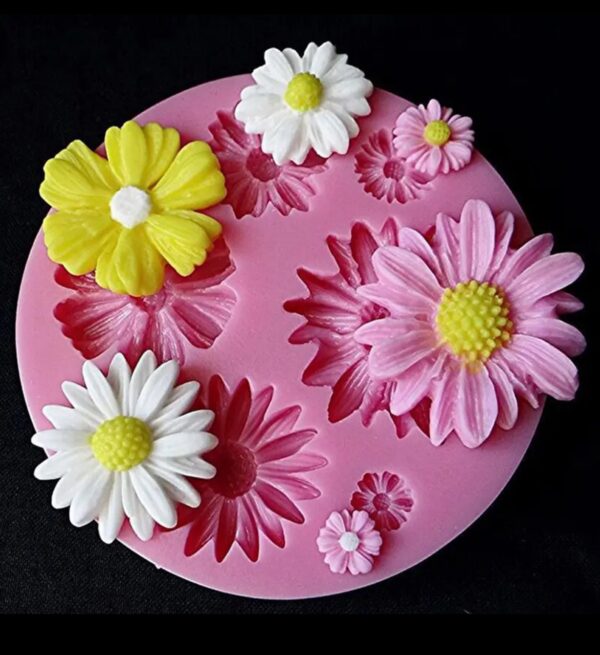 2.6 inch small flower mold - Matt - B