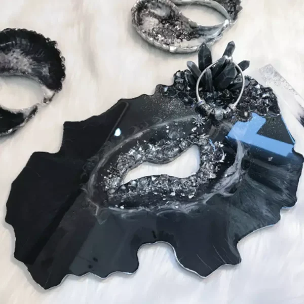 Irregular Geode Tray Mold - Image 2