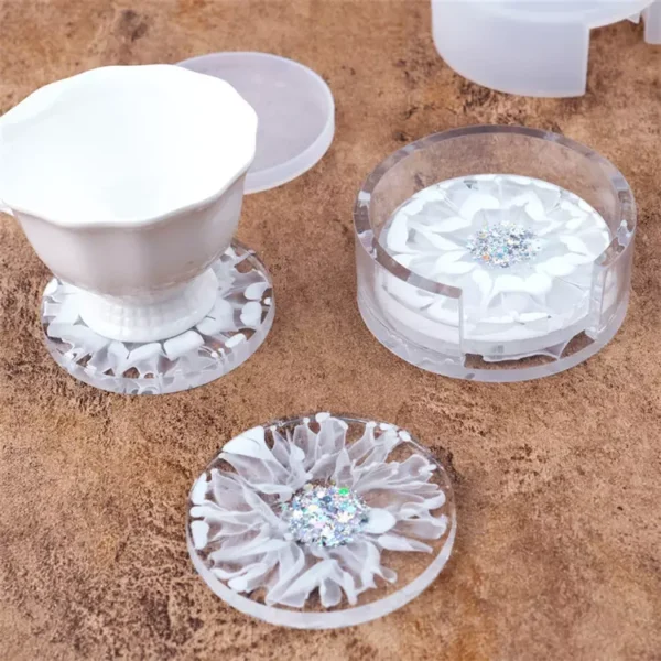 Round coasters with holder - Image 3