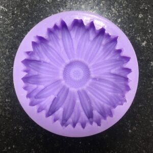 Single Daisy Mold, Artspot.pk